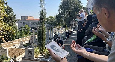 'Sanat Güneşi' vefatının 29'uncu yılında mezarı başında anıldı