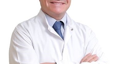 50 yaş üstündeki erkekler düzenli üroloji muayenesine gitmeli