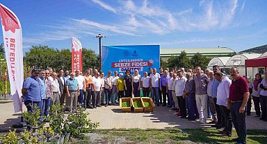 77 bin 400 fide toprakla buluşmak üzere çiftçilere dağıtıldı