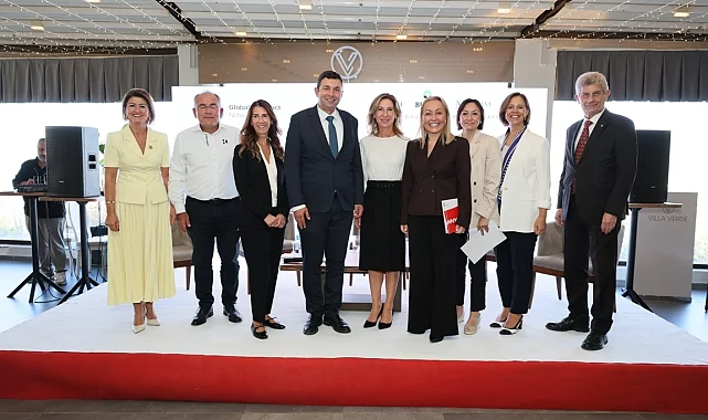 8. Gücümüz Eşitliğimiz Zirvesi Bursa'da gerçekleştirildi