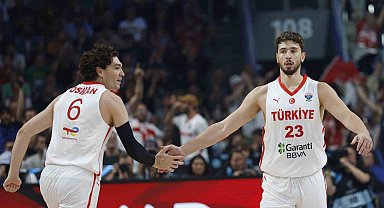 A Milli Erkek Basketbol Takımı ikinci kez Avrupa ikincisi oldu