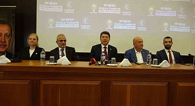 Adalet Bakanı Tunç, Çanakkale'de STK temsilcileriyle buluştu