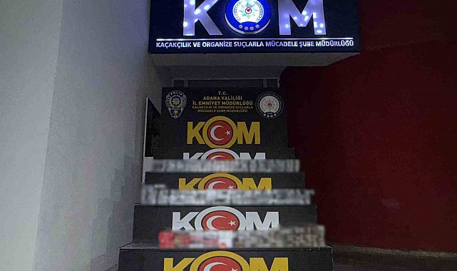 Adana'da 4 bin paket kaçak sigara ele geçirildi: 3 tutuklama