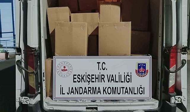 Adana'dan Eskişehir'e 1 ton 125 kilogram kaçak tütün getiren şahıs yakalandı