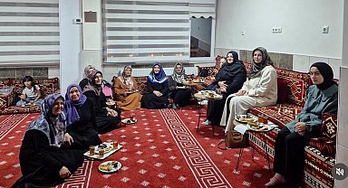 Aileler "Mum dibini ışıtır" projesi kapsamında buluştu