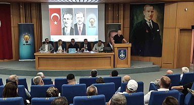 AK Parti Milletvekili Gider: "Biz suç işleyeni ihraç ederiz kahraman ilan etmeyiz"