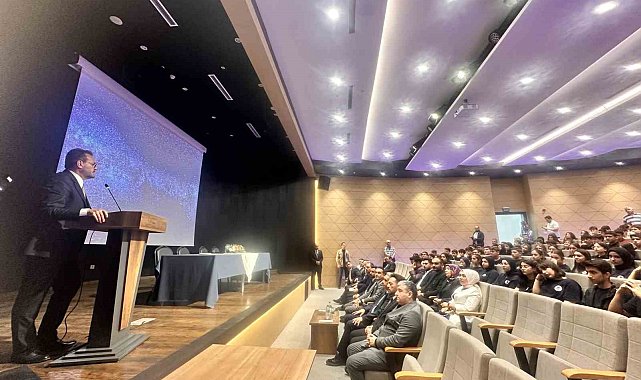 AK Parti MKYK Üyesi Ünal: "İtiraf eden CHP, çalan, yargılanan CHP'li, bunun AK Parti ile ne alakası var?"