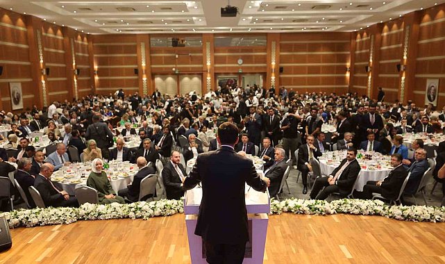 AK Parti'den İstanbul'un 39 ilçesinde bin 700 program