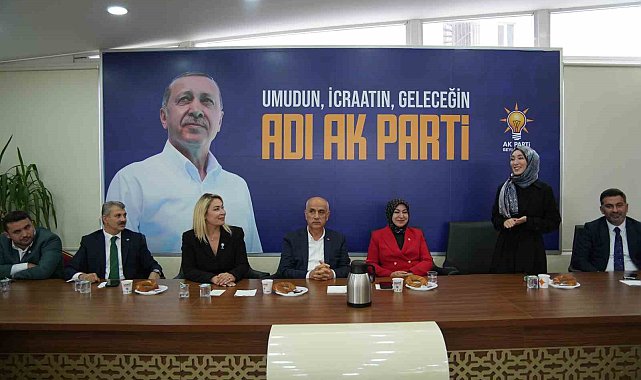 AK Partili 5 milletvekilinden Beylikdüzü çıkarması