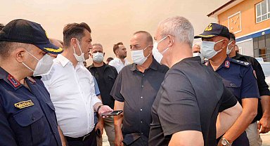 AK Partili Çavuşoğlu'ndan Alanya'daki yangınla ilgili açıklama: "An itibarıyla iyiye gidiyor ama poyraz çok güçlü esiyor"