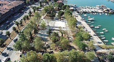 Akçaabat Sahil Parkı'nda ikinci etap çalışmaları devam ediyor