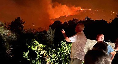 Alanya Belediye Başkanı Özçelik yangın bölgesinde