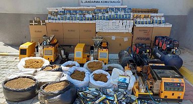 Alanya'da kaçak tütün operasyonu