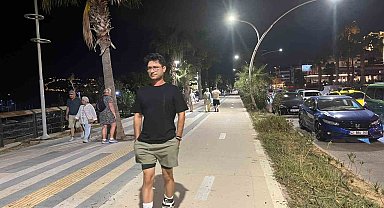 Alanya'da sahilde kaybolan çocuk, patenci Rus kadın sayesinde bulundu