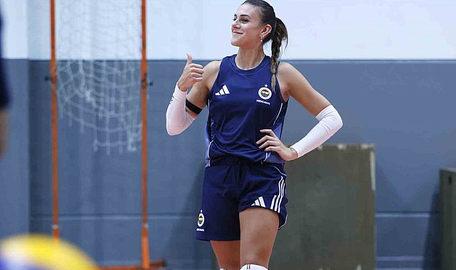 Alessia Orro ve Agnieszka Korneluk, ilk antrenmanına çıktı