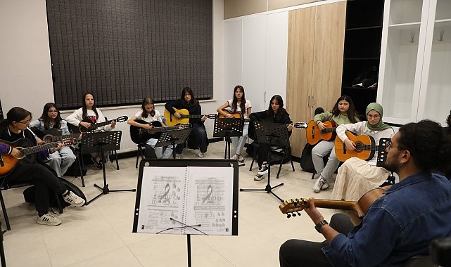 Ali Ulvi Kurucu Gençlik Merkezi'nde güz dönemi kayıtları başlıyor