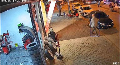 Alkollü sürücünün kullandığı otomobil elektrikli bisiklete çarptı: 1 yaralı