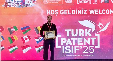 ALKÜ'lü öğrenci TEKNOFEST İSİF'25'te uluslararası altın ödül kazandı