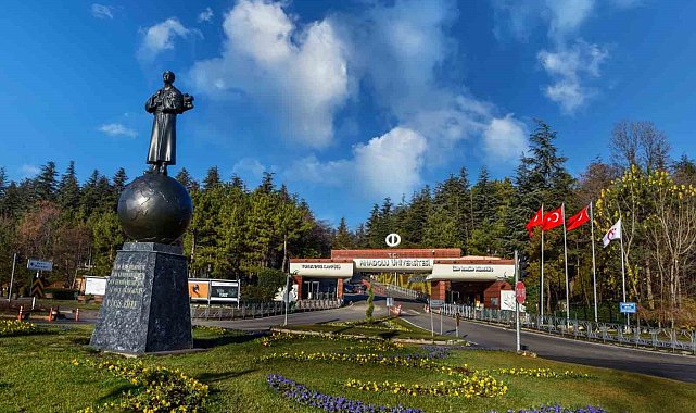 Anadolu Üniversitesi'nde "Yunus Emre Eğitim Öğretim Yılı" başlıyor