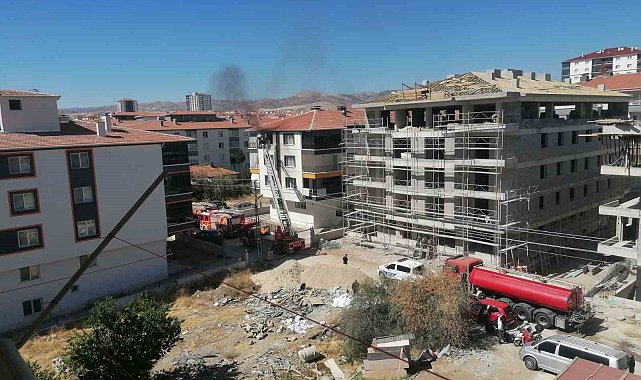 Ankara'da apartman dairesinde çıkan yangın kontrol altına alındı