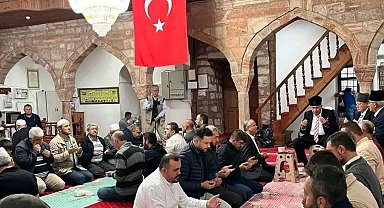 Ankara'da gaziler sabah namazında buluştu