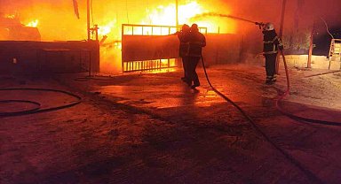 Antakya'da samanlık yangını