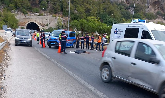 Antalya'da motosiklet kazası: 1 ölü
