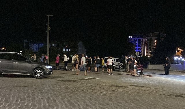 Antalya'da motosikletle otomobil çarpıştı: 1 yaralı