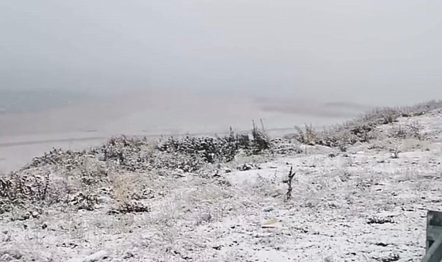 Ardahan'a mevsimin ilk karı yağdı