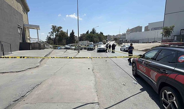 Arnavutköy'de eski eşinin sevgilisi olan kuzenini vurup kayıplara karıştı