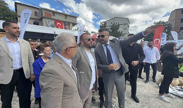 Arnavutköy'de kentsel dönüşümde yeni adım: İmrahor Mahallesi'nde temel atıldı