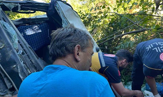 Artvin'de beton mikseri uçuruma yuvarlandı: 1 yaralı