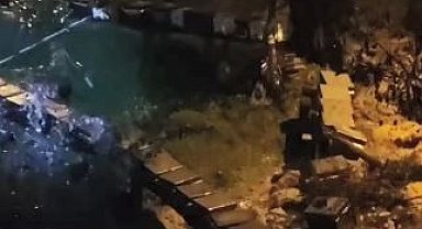 Artvin'in Borçka ilçesinde arı kovanları gece sel suları ve heyelana kapıldı