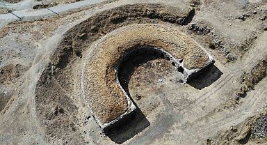 At nalı şeklindeki eşsiz tabya: Kars turizmine kazandırılmayı bekliyor