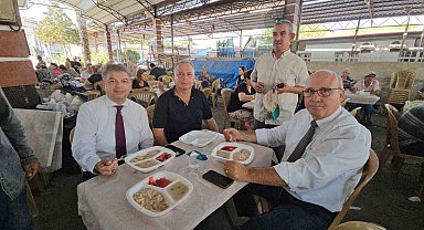 Atça Mahallesi'nde kurtuluş günü keşkeği yapıldı