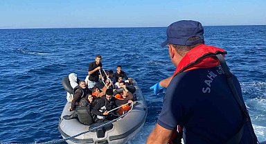 Aydın açıklarında 12 düzensiz göçmen kurtarıldı