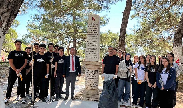 Aydın Sosyal Bilimler Lisesi öğrencilerinden örnek davranış
