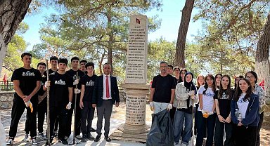 Aydın Sosyal Bilimler Lisesi öğrencilerinden örnek davranış