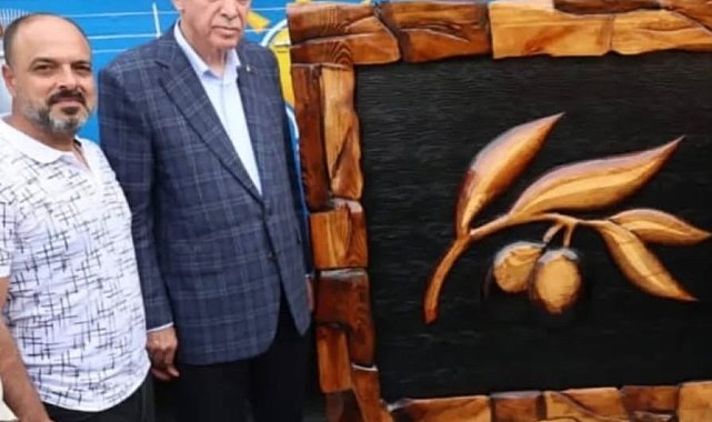 Aydın'da ahşap oyma ustasının eserleri makam odalarını süslüyor