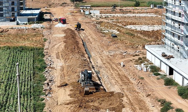 Aydın'da yol yapım ve yenileme çalışmaları tüm hızıyla sürüyor