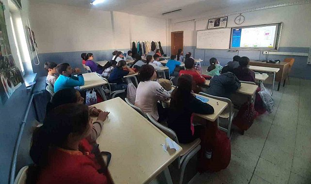 Aydıntepe'de öğrencilere MEBİ tanıtıldı