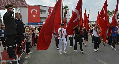 Ayvalık'ın düşman işgalinden kurtuluşunun 103. Yıl dönümü coşkuyla kutlandı