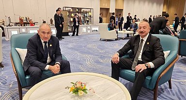 Azerbaycan Cumhurbaşkanı Aliyev, Çin'de Paşinyan ile sohbet etti