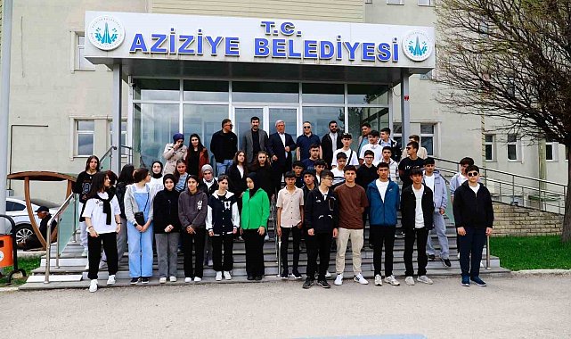 Aziziye Belediyesi'nden örnek tarih etkinliği