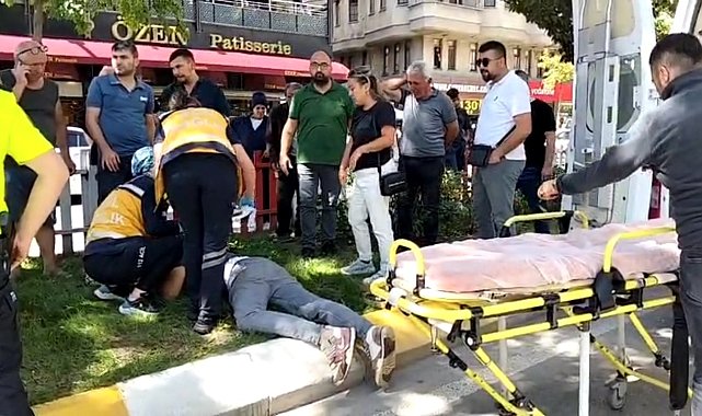 Bafra'da yaya geçidinde kaza: 3 yaralı, kaza anı kamerada