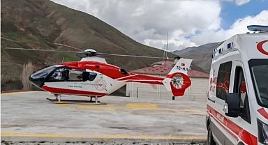 Bahçesaray'da 86 yaşındaki hasta helikopterle sevk edildi