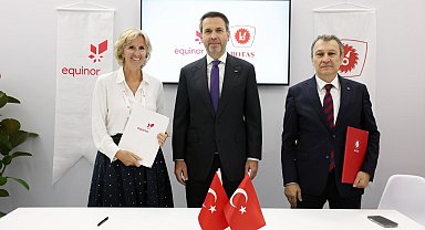 Bakan Bayraktar, Milano'da BOTAŞ'ın imzaladığı anlaşmalara refakat etti