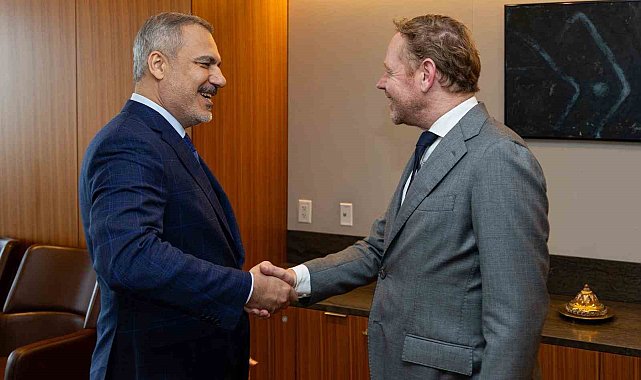 Bakan Fidan, Hollandalı mevkidaşı van Weel ile bir araya geldi