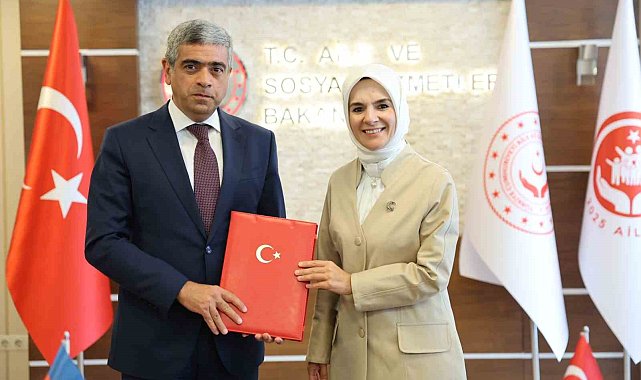 Bakan Göktaş, Azerbaycan Çalışma ve Halkın Sosyal Koruması Bakanı Aliyev ile bir araya geldi