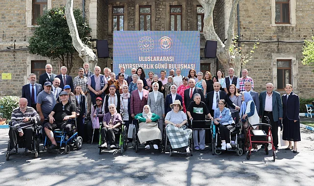 Bakan Göktaş, Darülaceze bağışçılarıyla buluştu